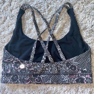 Lululemon energy bra
